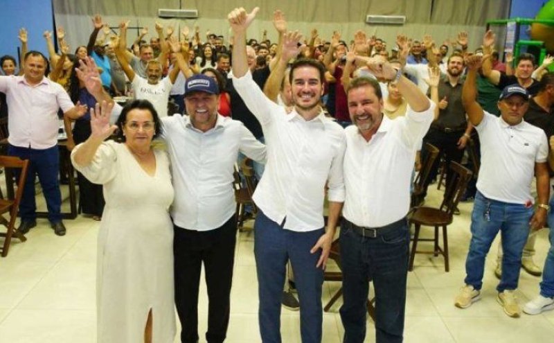Lideranças políticas de Ariquemes confirmam adesão a Hildon Chaves e Cirone Deiró